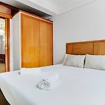 Bardot By Cardisuites Апартаменты