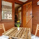Bardot By Cardisuites Апартаменты