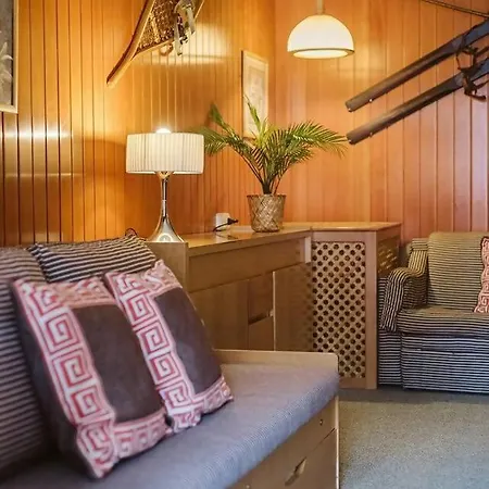 Bardot By Cardisuites Daire Formigal